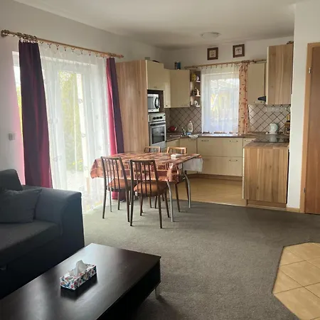 Feriehus Jenduv Domecek *